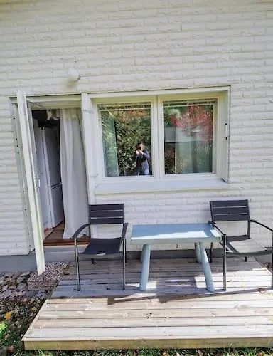 Апартаменты Cozy Retriet Nearby Airport