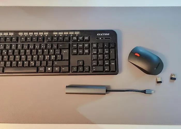 Cozy Retriet Nearby Airport Апартаменты *