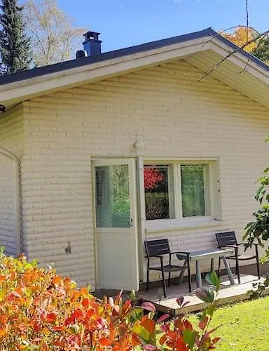 Cozy Retriet Nearby Airport Апартаменты